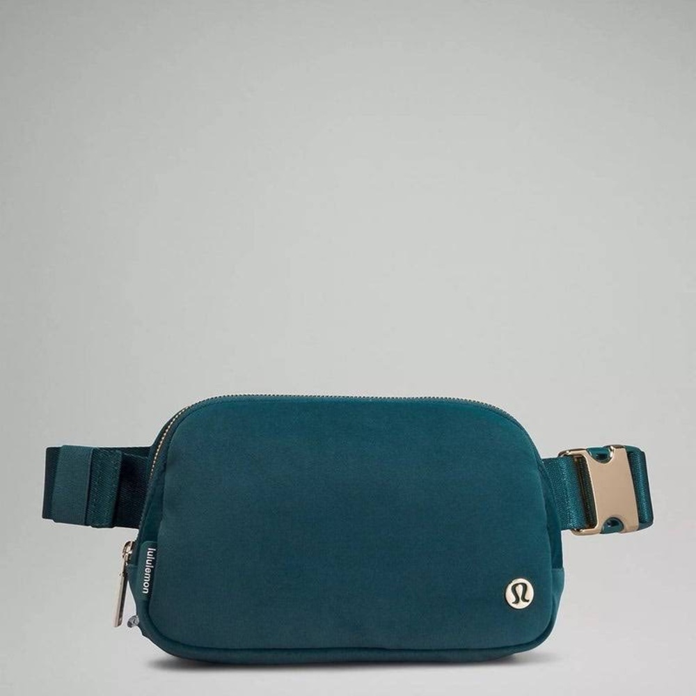 Lulu Lemon Belt Bag Emerald Velour